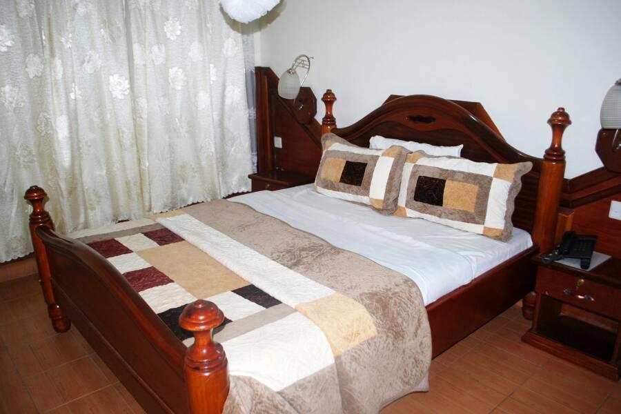 Palm World Hotels Mbarara Bagian luar foto